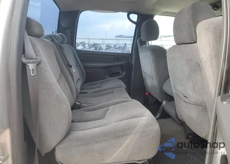 2006 Chevrolet Silverado C1500 z USA, uszkodzony, nr VIN 2GCEC13V261200613